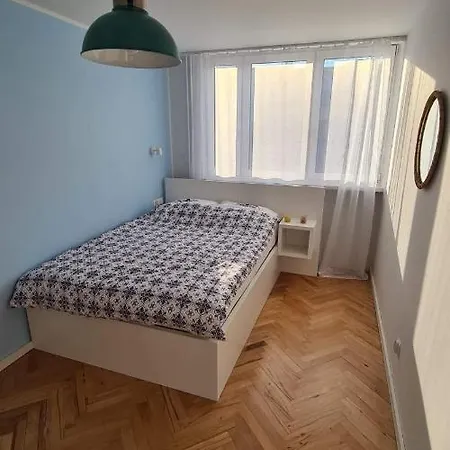 Apartment Zaporoska Rondo